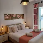 Antonia Studios 4*