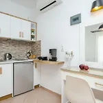 Antonia Studios Aparthotel