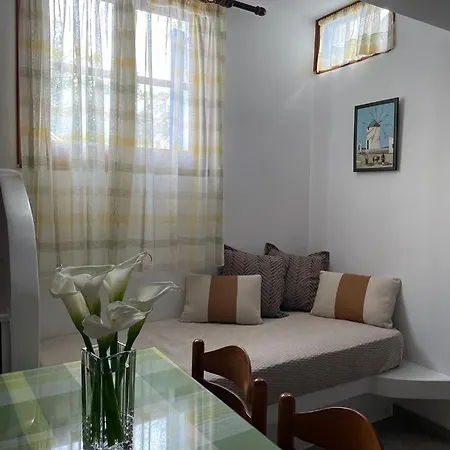 Aparthotel Antonia Studios 4*
