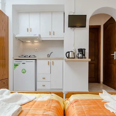 Antonia Studios Апарт-отель Naxos City