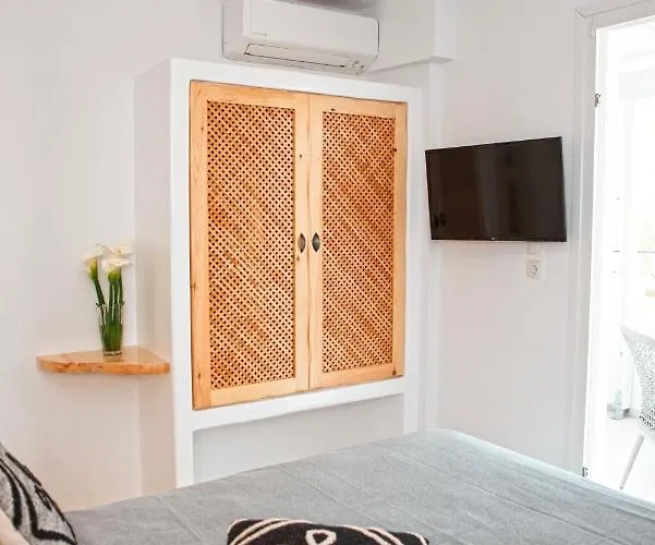 מלון דירות Antonia