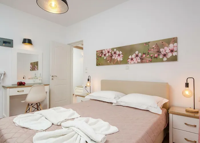 Antonia 4* Naxos City