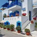 Antonia 4*