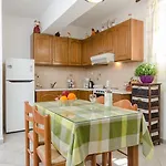 Antonia 4*