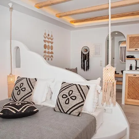 Antonia Studios Aparthotel