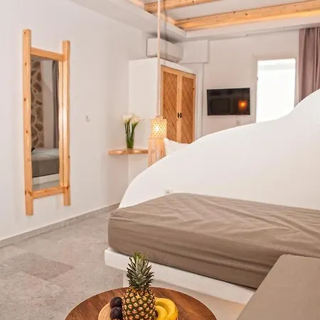 Aparthotel Antonia Studios 3*