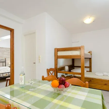 Antonia Studios Aparthotel