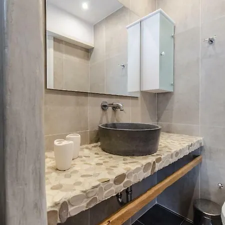 Antonia Studios Aparthotel