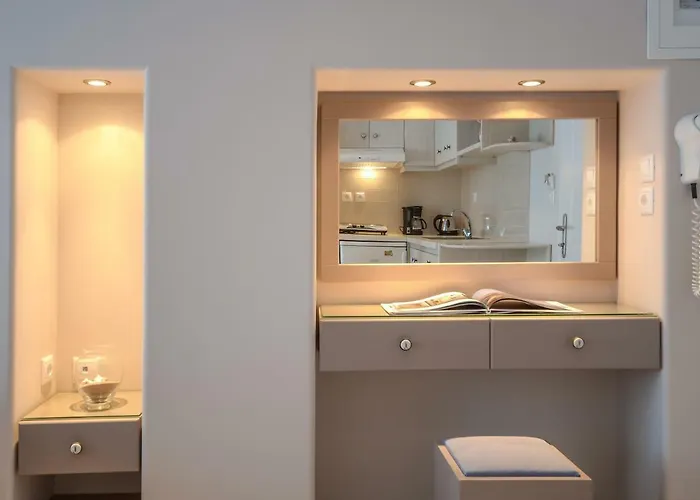 Апарт-отель Antonia Studios 4*